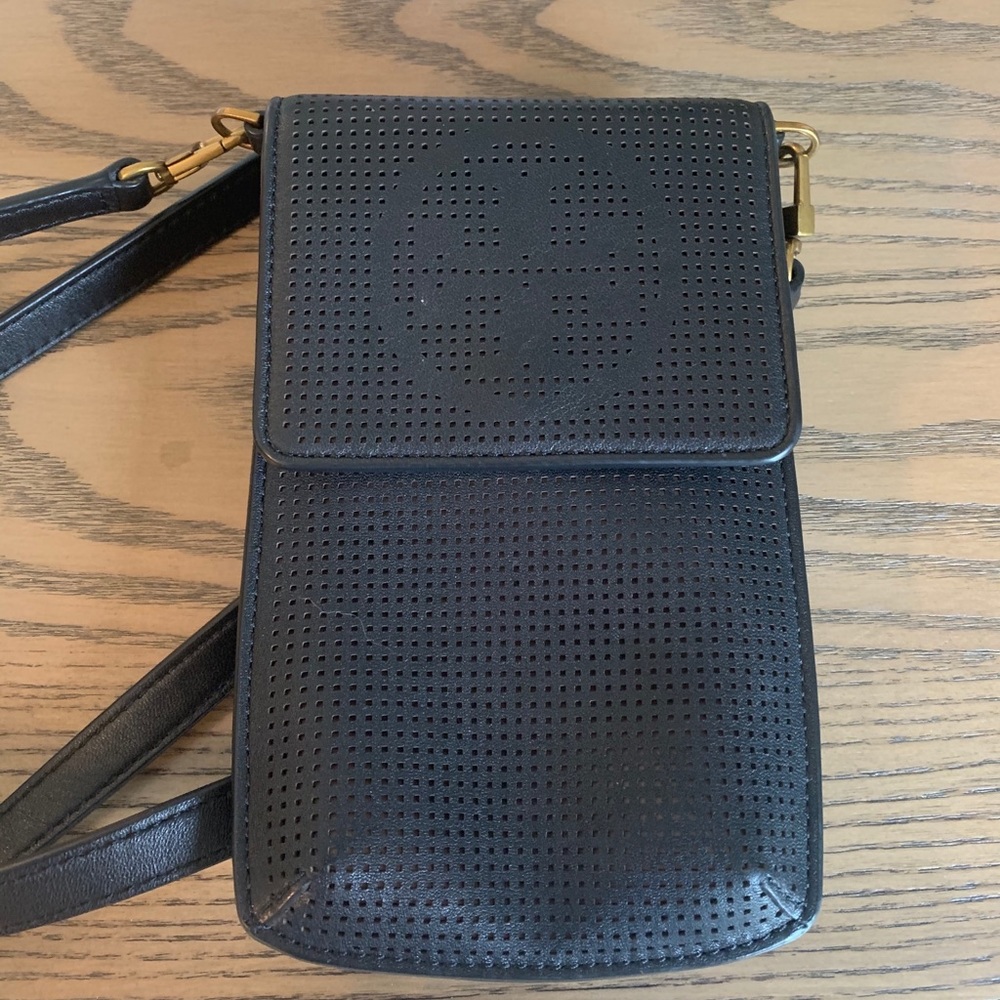Tory Burch Miller Smartphone Crossbody